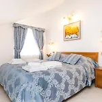 krevet i doručak Cassia 4*