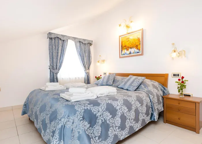 krevet i doručak Cassia 4*