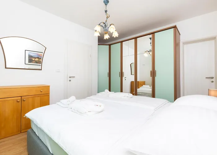 krevet i doručak Cassia 4*