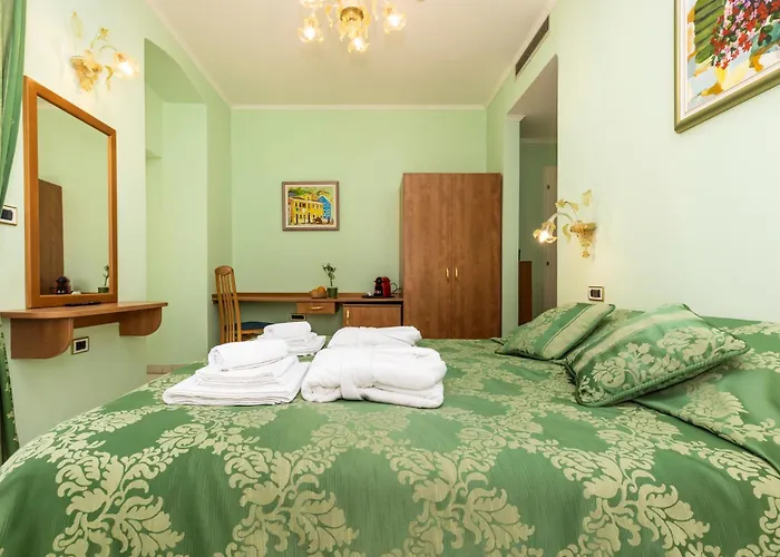 Cassia Bed and Breakfast 4*