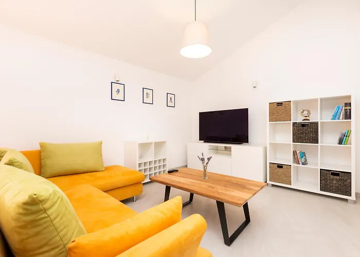 Cassia Bed and Breakfast 4*